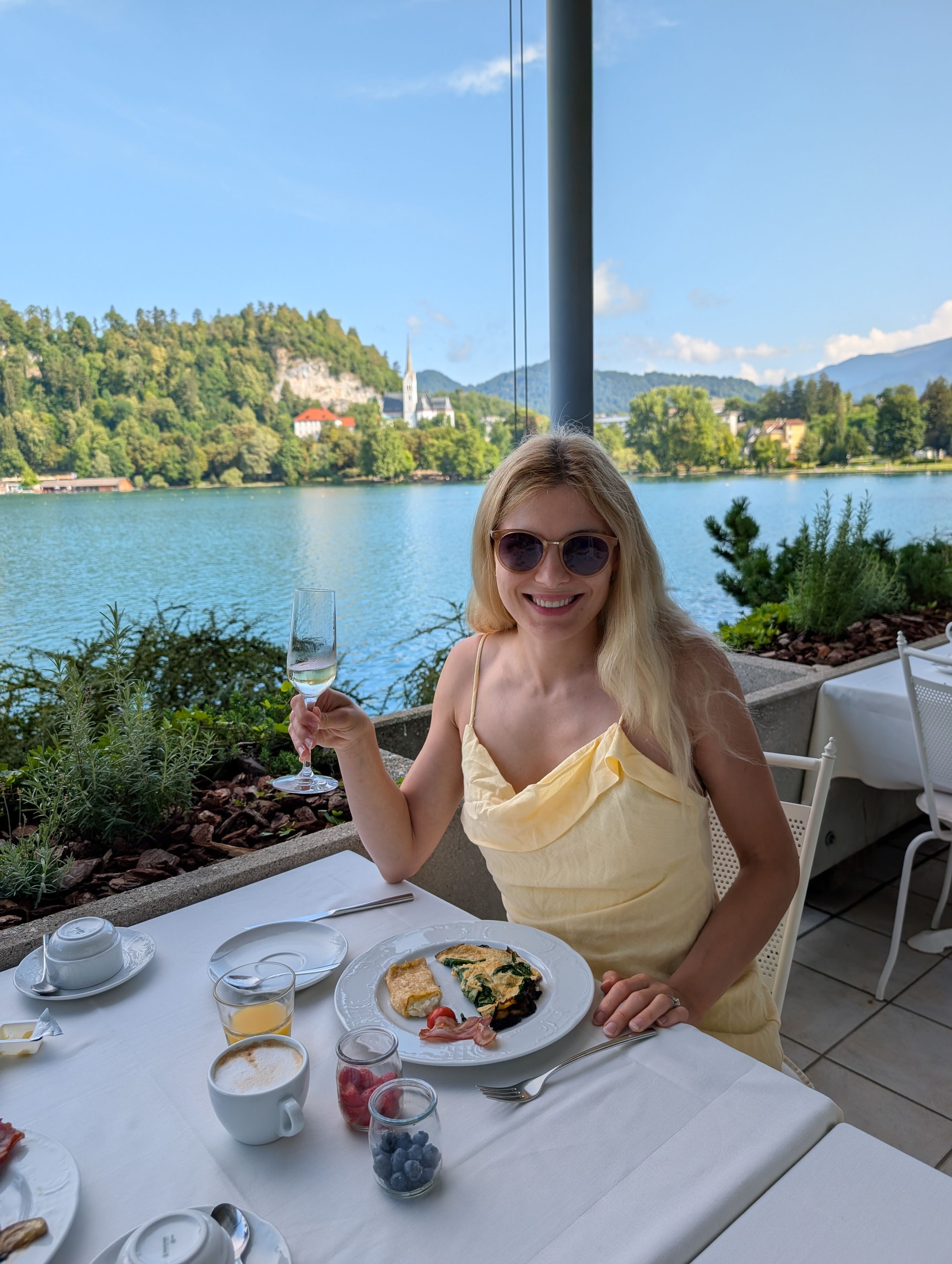 Cristina (digital creator / blogger)
