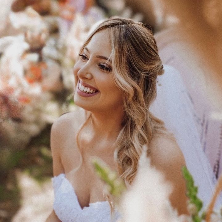 Vânia Teixeira